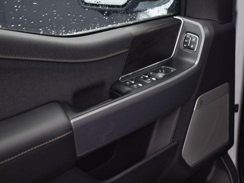 New 2025 Ford F150 Lariat w/ Equipment Group 502A High image 9