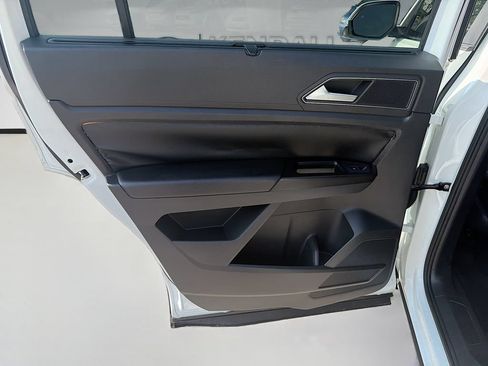 Used 2019 Volkswagen Atlas SE FWD image 25