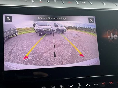 New 2026 Jeep Grand Cherokee Limited w/ Trailer Tow Package AWD/4WD image 33