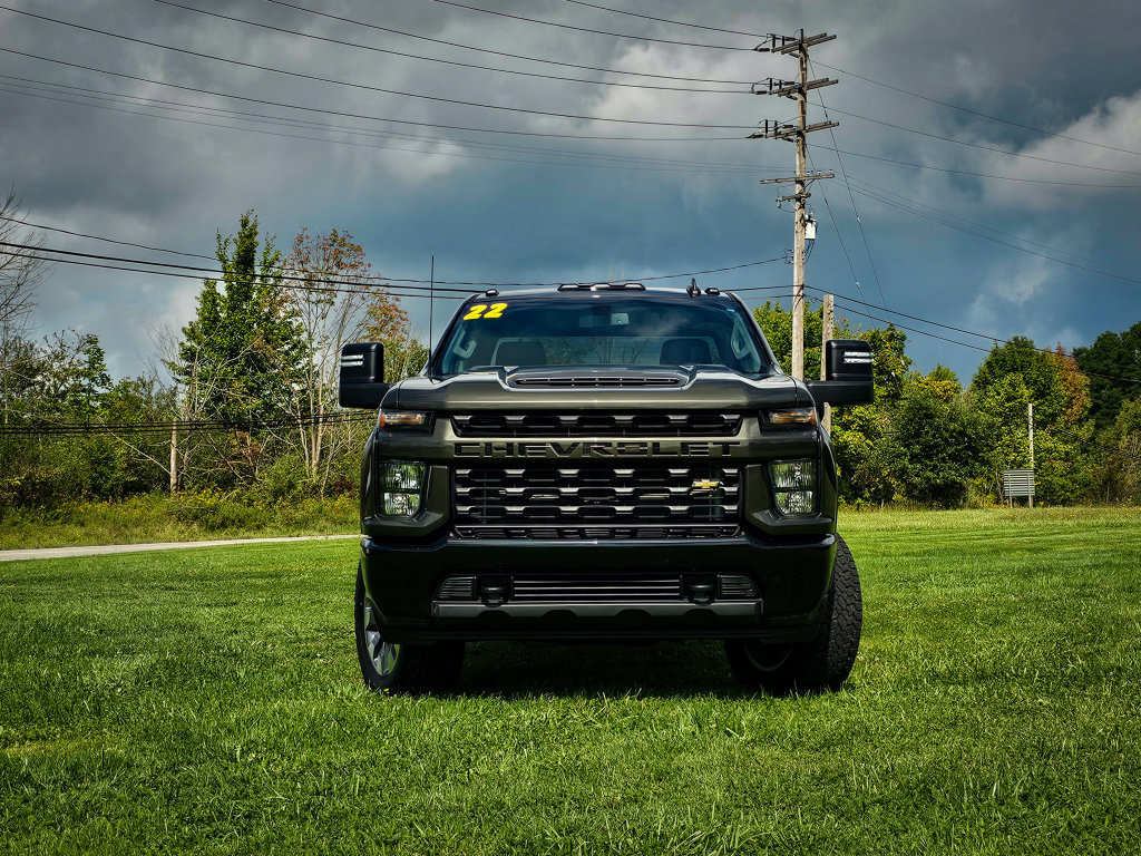 Used 2022 Chevrolet Silverado 2500 Custom w/ Custom Value Package AWD/4WD image 10