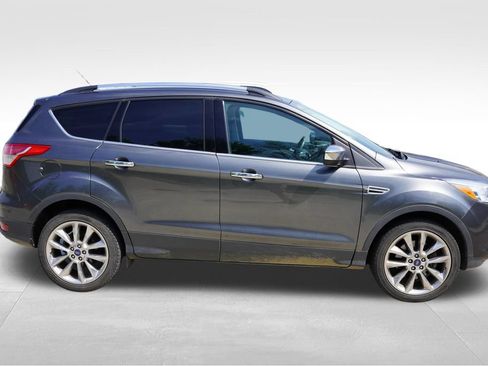 Used 2015 Ford Escape SE w/ SE Chrome Package AWD/4WD image 2