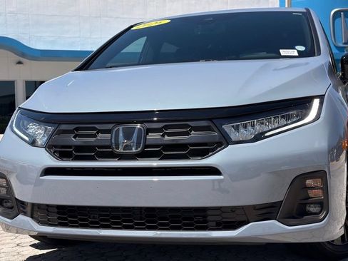Used 2026 Honda Odyssey Sport-L image 2