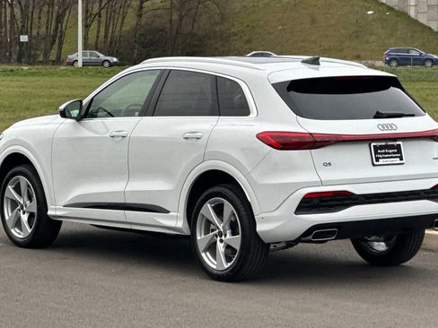 New 2025 Audi Q5 Premium Plus AWD/4WD image 5