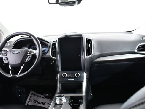 Used 2022 Ford Edge SEL w/ Convenience Package image 7