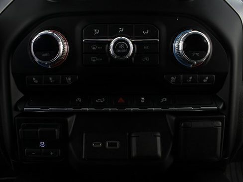 Used 2021 GMC Sierra 1500 SLT w/ SLT Premium Package image 6