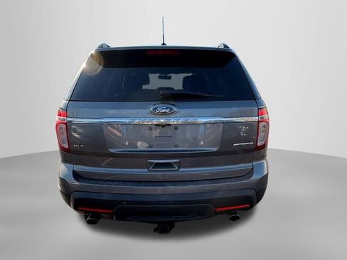 Used 2013 Ford Explorer XLT image 7