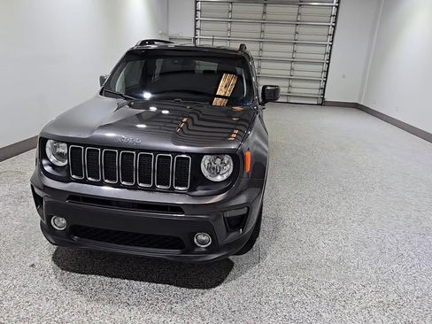 Used 2021 Jeep Renegade Latitude FWD image 6