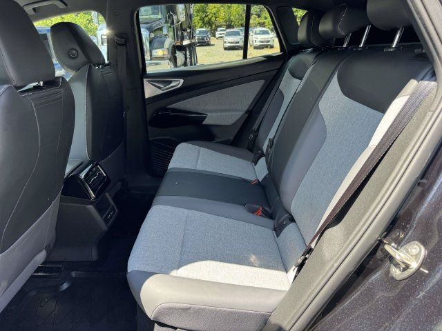 Used 2023 Volkswagen ID.4 Pro RWD image 15