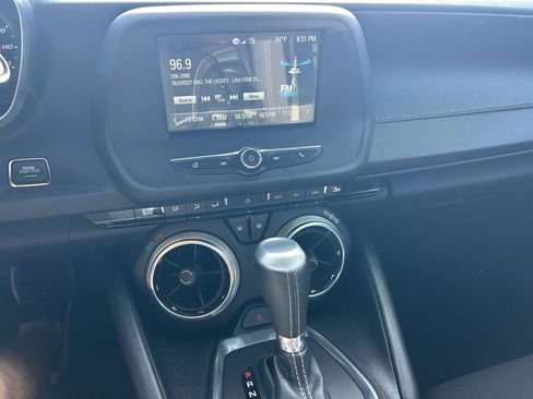 Used 2018 Chevrolet Camaro LT RWD image 4