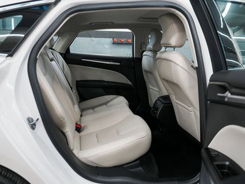 Used 2018 Ford Fusion Energi Titanium image 32