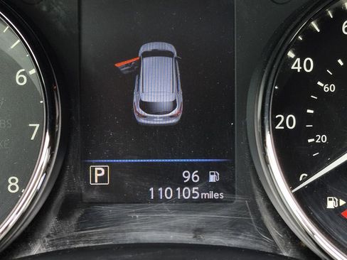 Used 2020 Nissan Rogue Sport S image 13