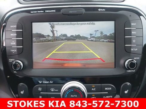 Used 2018 Kia Soul ! w/ Tech Package FWD image 16