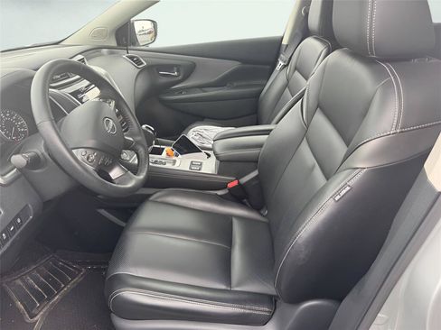 Used 2024 Nissan Murano SL AWD/4WD image 3
