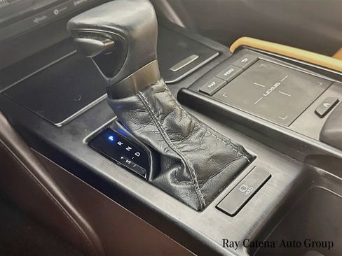 Used 2019 Lexus ES 350 w/ Premium Package FWD image 17