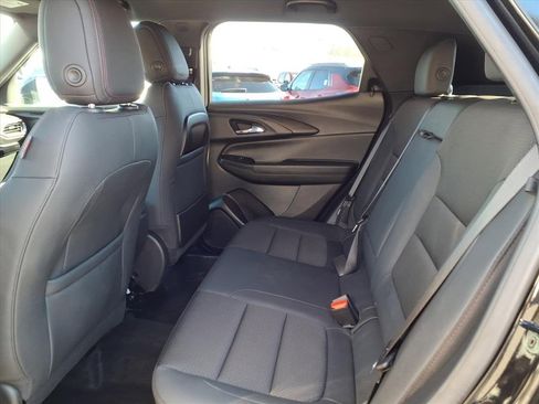 Used 2023 Chevrolet TrailBlazer RS w/ Convenience Package image 15