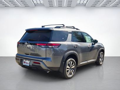 New 2026 Nissan Pathfinder SL