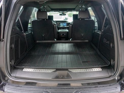 Used 2021 GMC Yukon Denali image 38