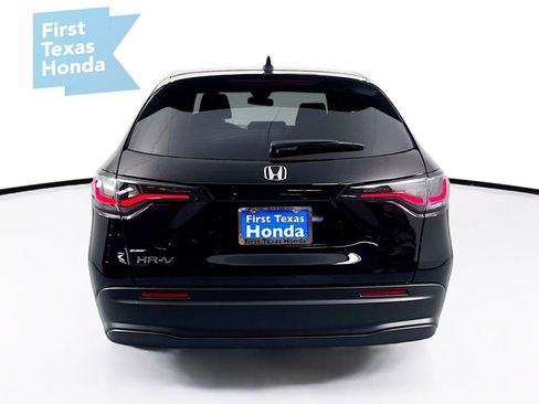 New 2026 Honda HR-V LX image 6