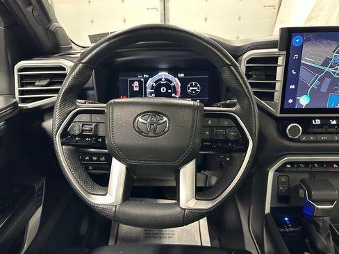 Used 2025 Toyota Tundra Platinum AWD/4WD image 18