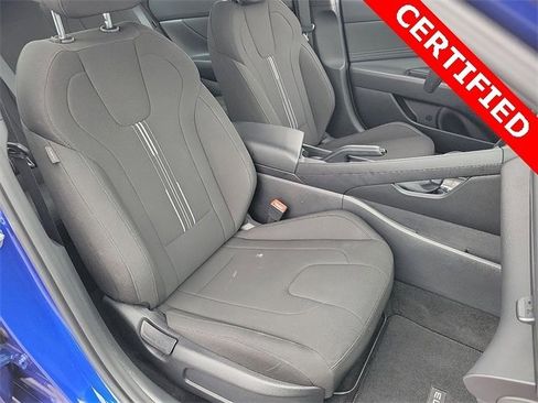 Certified 2025 Hyundai Elantra Sport image 15