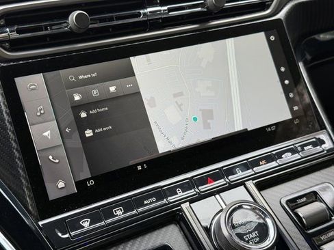 New 2025 Aston Martin V8 Vantage Coupe image 23