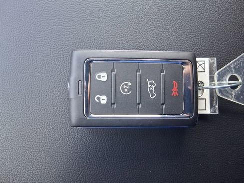 New 2026 Jeep Grand Cherokee L 2WD image 29