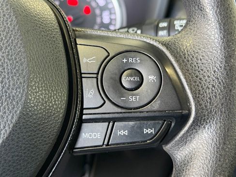 Certified 2021 Toyota RAV4 XLE AWD/4WD image 24