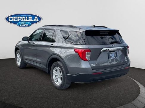 Used 2023 Ford Explorer XLT AWD/4WD image 4