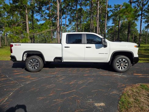 New 2026 Chevrolet Silverado 2500 Custom w/ Custom Convenience Package AWD/4WD image 6