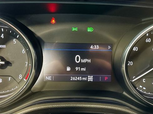 Used 2022 Buick Encore GX Select w/ Sport Touring Package image 22