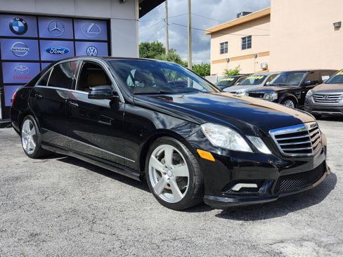 Used 2011 Mercedes-Benz E 350 Sedan image 15
