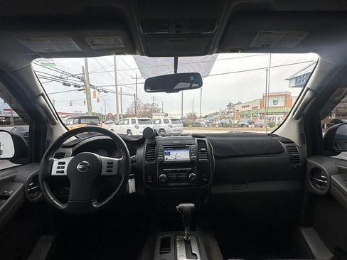 Used 2014 Nissan Xterra PRO-4X w/ Pro-4x Leather Package image 13