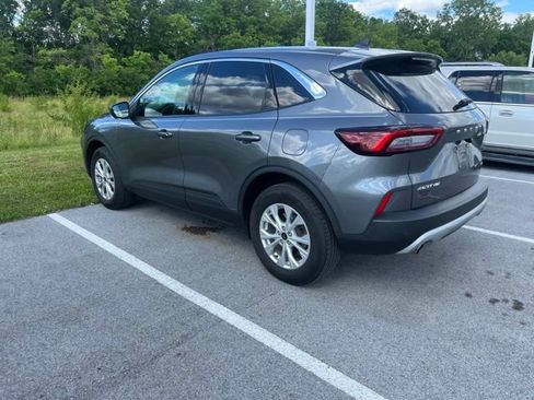 Used 2024 Ford Escape Active w/ Tech Pack #2 AWD/4WD image 8