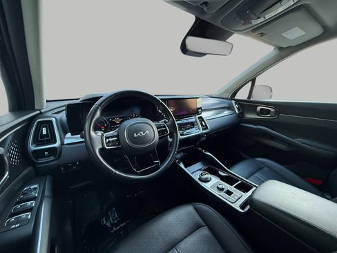 Used 2024 Kia Sorento EX image 23