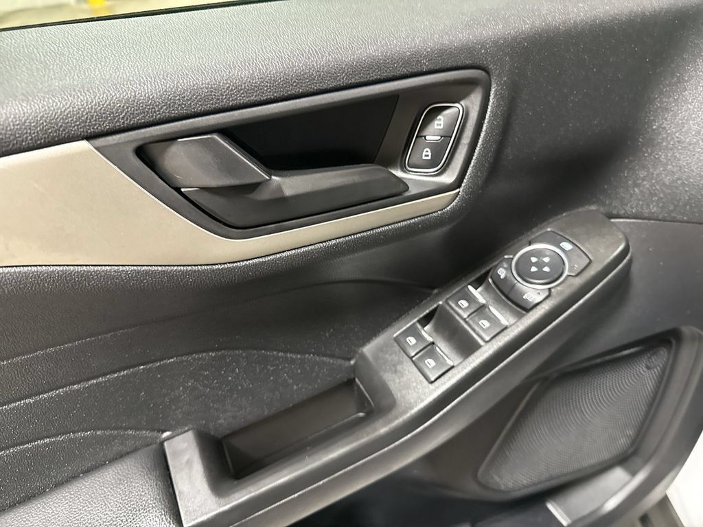 Used 2022 Ford Escape SE AWD/4WD image 20