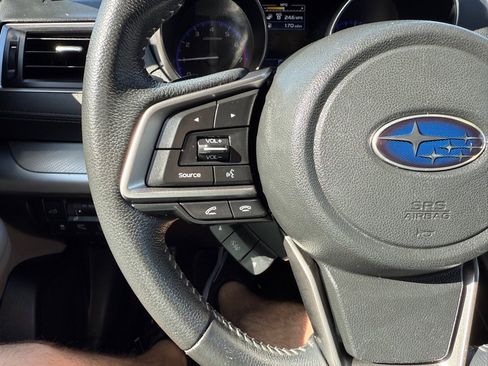 Used 2019 Subaru Outback 2.5i Premium image 32