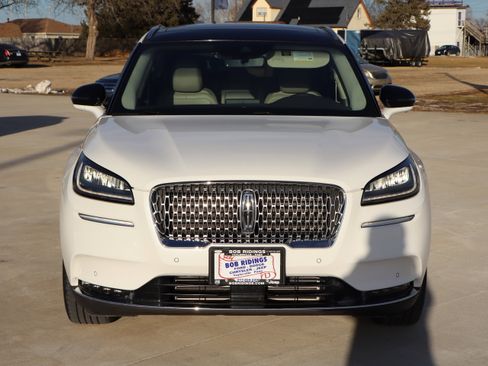 Used 2021 Lincoln Corsair Reserve w/ Equipment Group 201A image 2