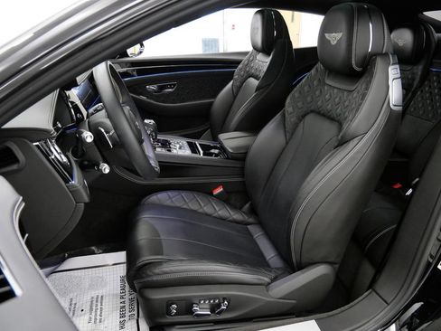 Used 2021 Bentley Continental GT AWD/4WD image 11
