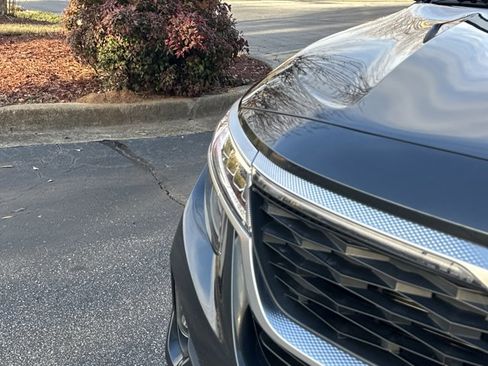 Used 2021 Kia Seltos SX w/ SX Sunroof Package image 13