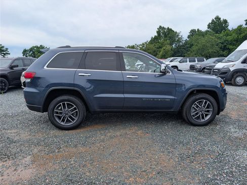 Used 2021 Jeep Grand Cherokee Limited w/ Premium Lighting Group AWD/4WD image 6
