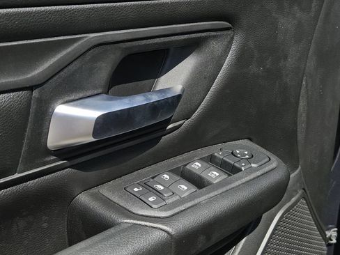 New 2026 RAM 1500 Express AWD/4WD image 24