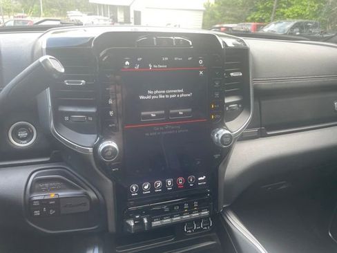 Used 2021 RAM 2500 Laramie AWD/4WD image 15