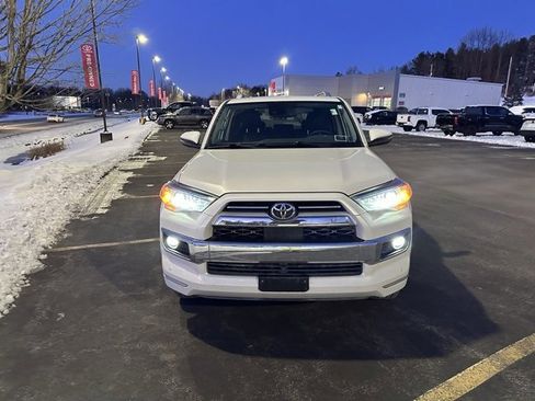 Used 2022 Toyota 4Runner Limited image 8