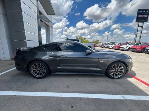 Used 2015 Ford Mustang GT Premium w/ Equipment Group 401A RWD image 4