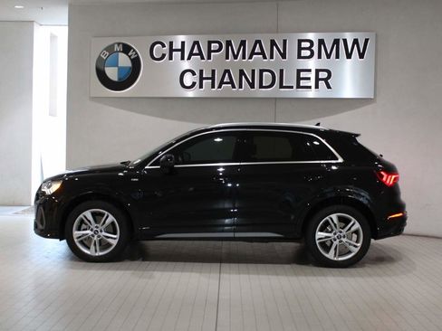 Used 2022 Audi Q3 2.0T Premium Plus w/ Premium Plus Package image 3