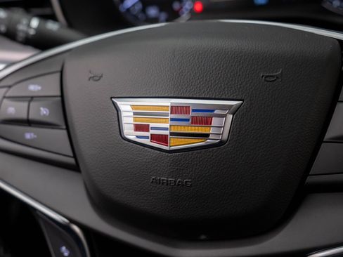 New 2026 Cadillac XT5 Luxury w/ LPO, Floor Liner Package image 21