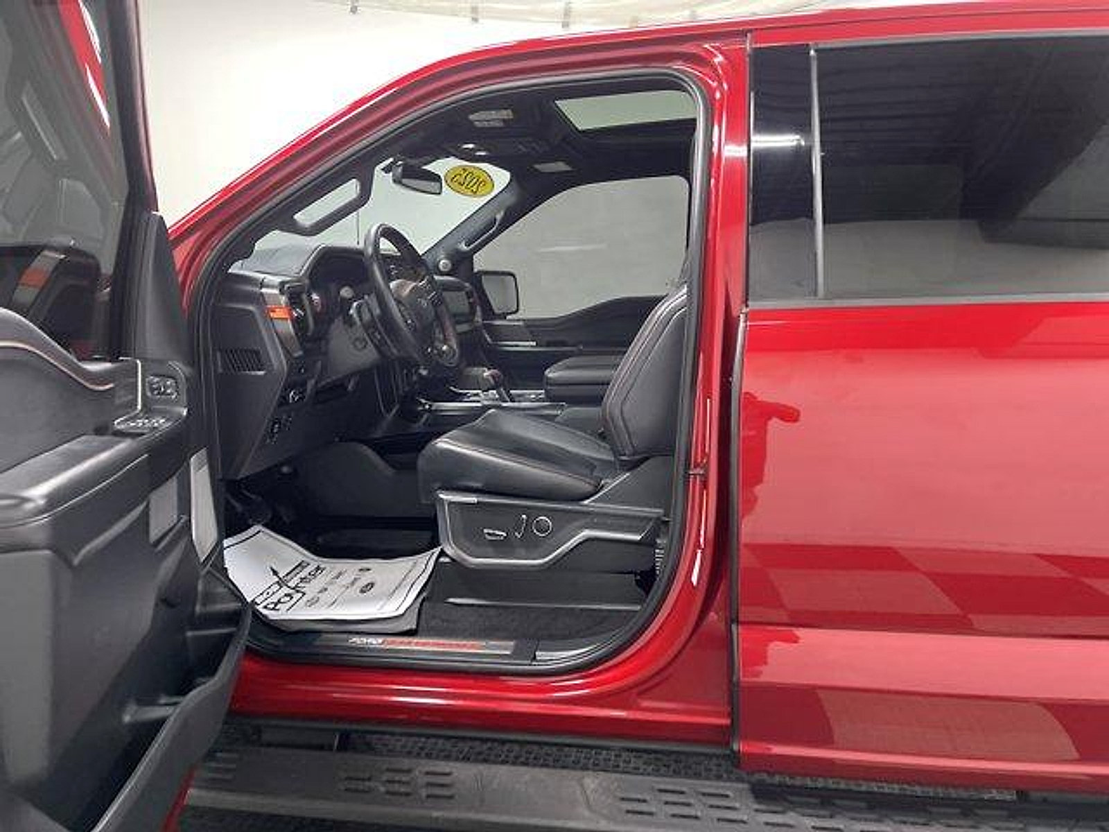 Used 2025 Ford F150 Raptor AWD/4WD image 7