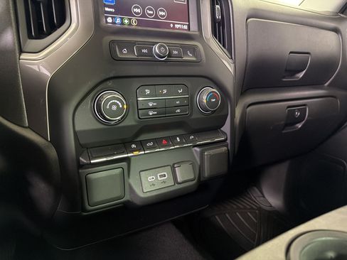 Used 2021 Chevrolet Silverado 1500 Custom AWD/4WD image 16