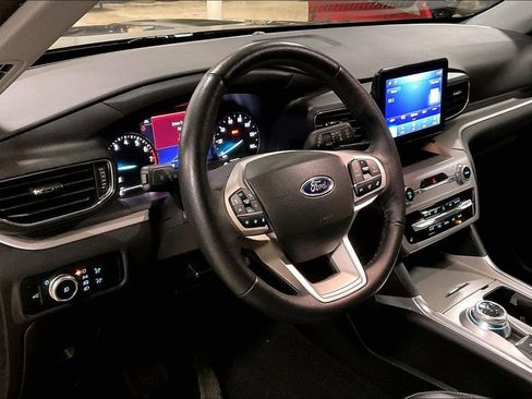 Certified 2023 Ford Explorer XLT w/ Equipment Group 202A image 13