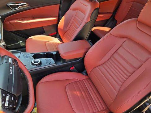 New 2026 Kia Sportage SX Prestige AWD/4WD image 17